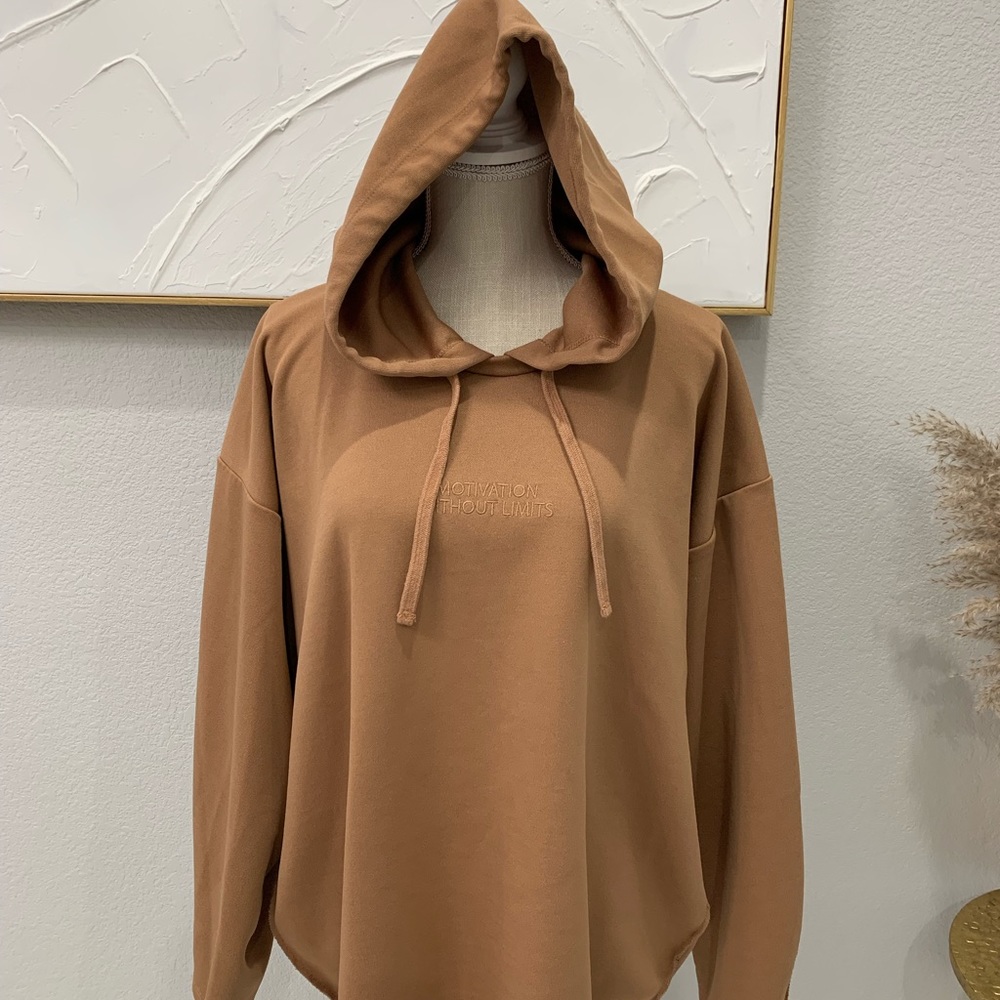 Zara “Motivation without limits” sweatshirt